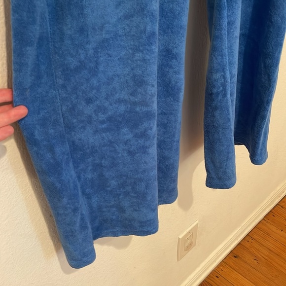 Monrow | Terrycloth High-Waisted Flare Sweatpants |Cerulean (Size L) - Picture 4 of 8